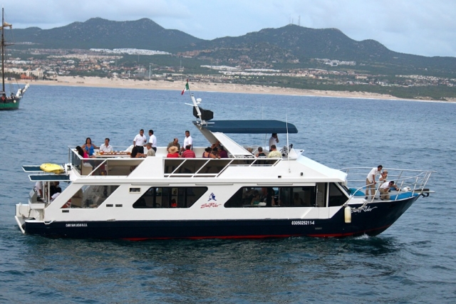 Paseos en barco en nuestros catamaranes